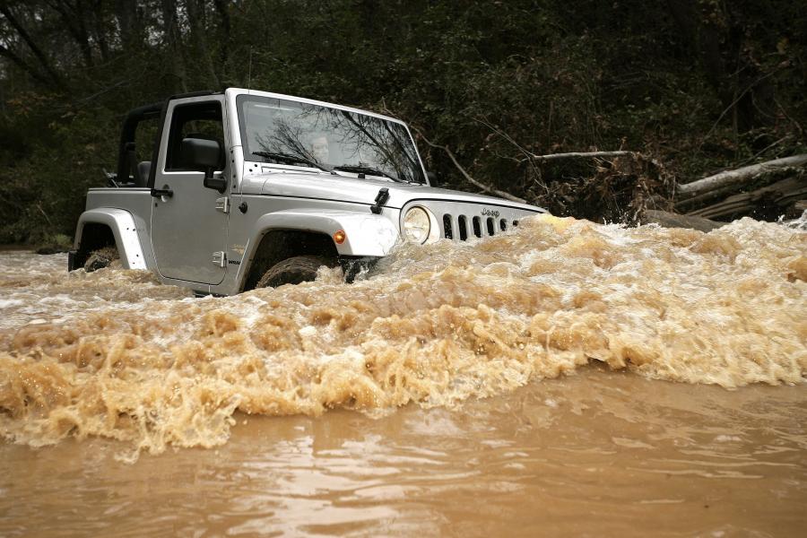  Jeep Wrangler 2007 года  (фото 36 из 55)